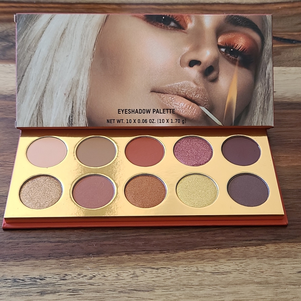 KKW Soo Fire eyeshadow palette